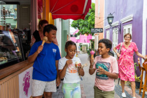 kids having ice cream
