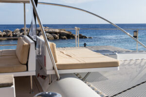 benches on sundeck red dragon