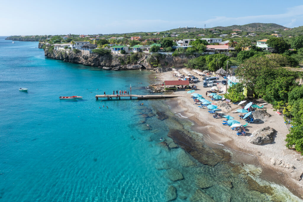 coast line playa piskado